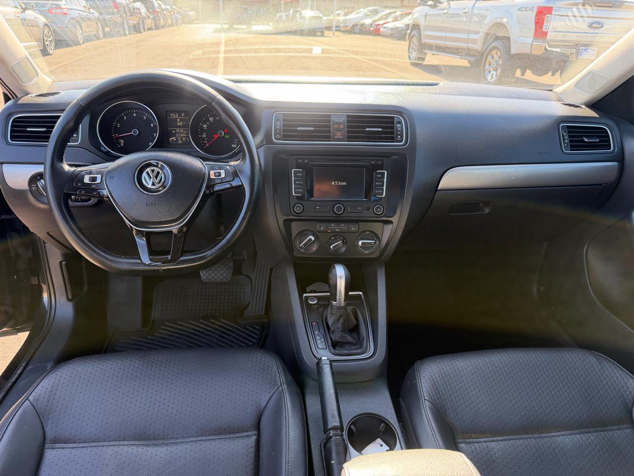 Volkswagen Jetta SE 6A 2015