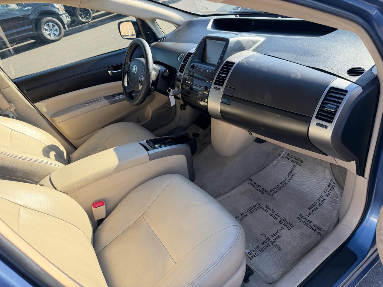 Toyota Prius 4-Door Liftback 2005