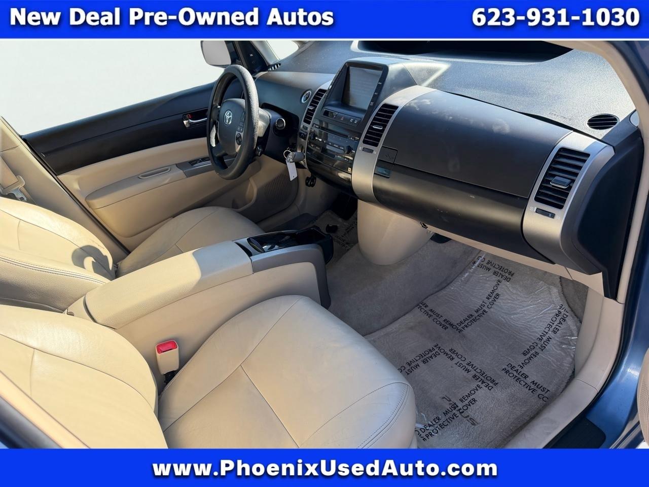 Toyota Prius 4-Door Liftback 2005