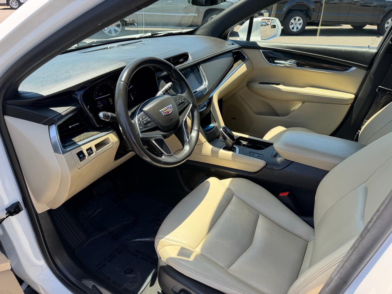 Cadillac XT5 Base 2017