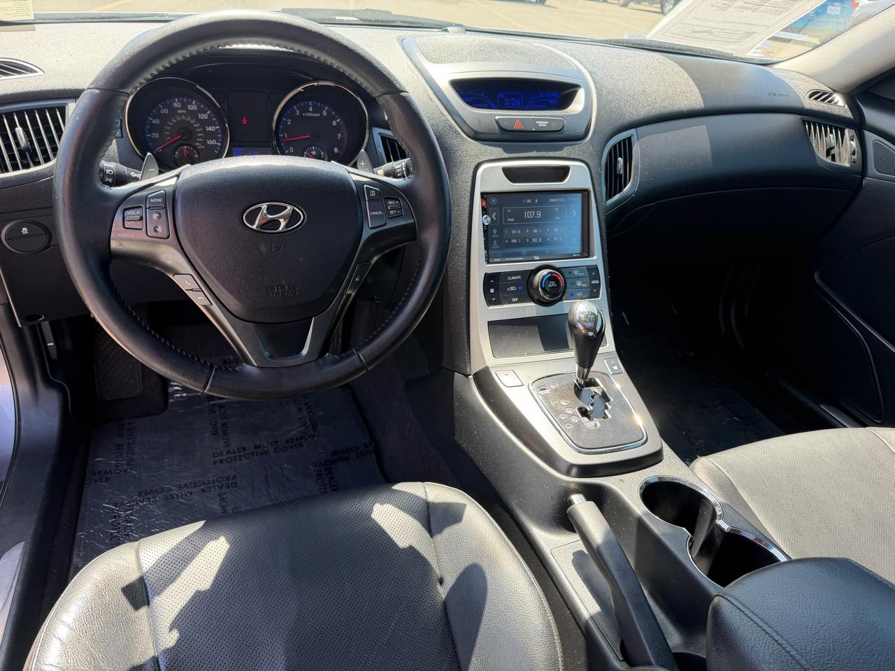 Hyundai Genesis Coupe 3.8 Grand Touring Auto 2011