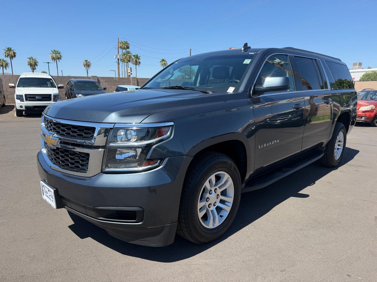Chevrolet Suburban LT 4WD 2019