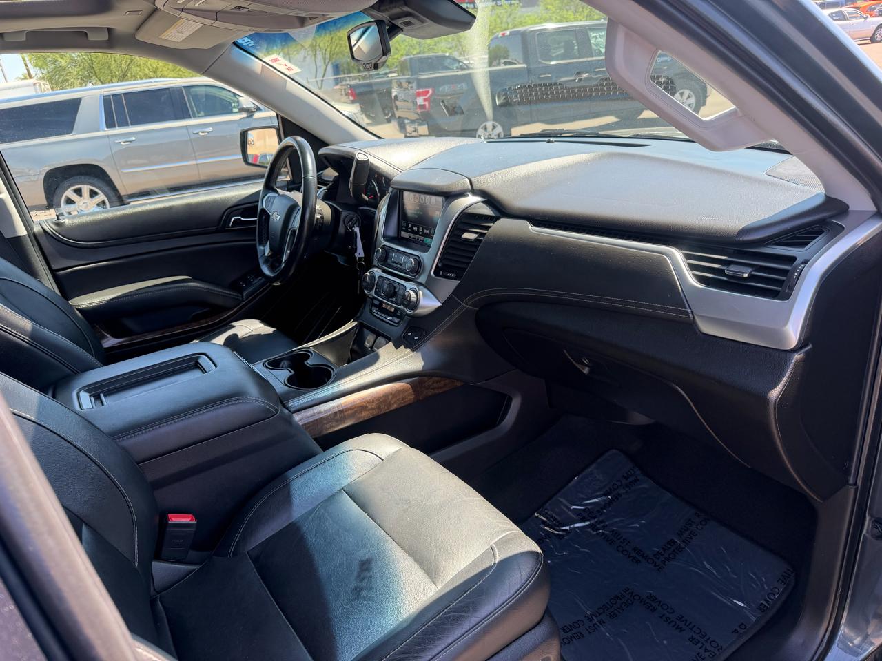 Chevrolet Suburban LT 4WD 2019