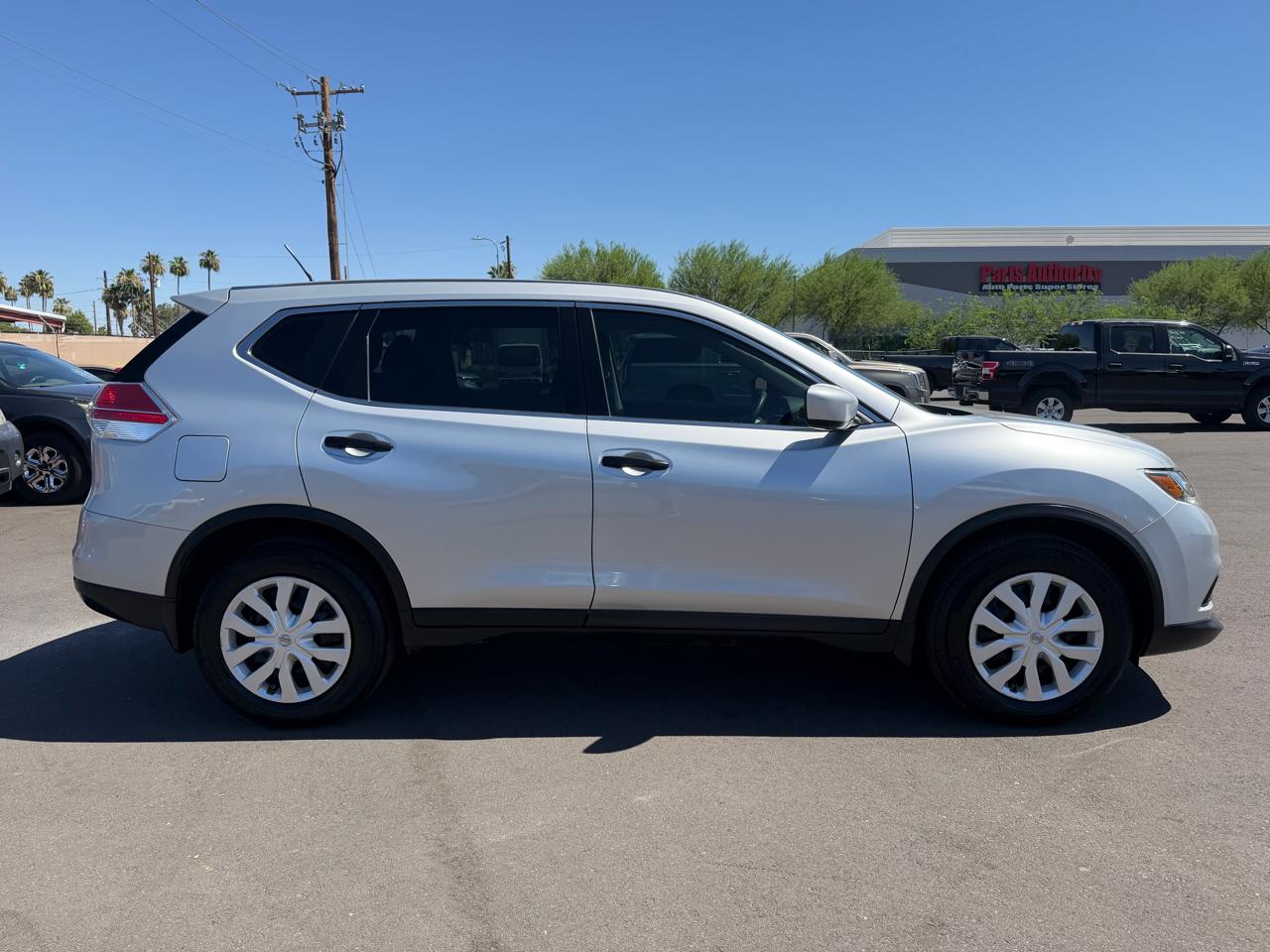 Nissan Rogue S 2WD 2016