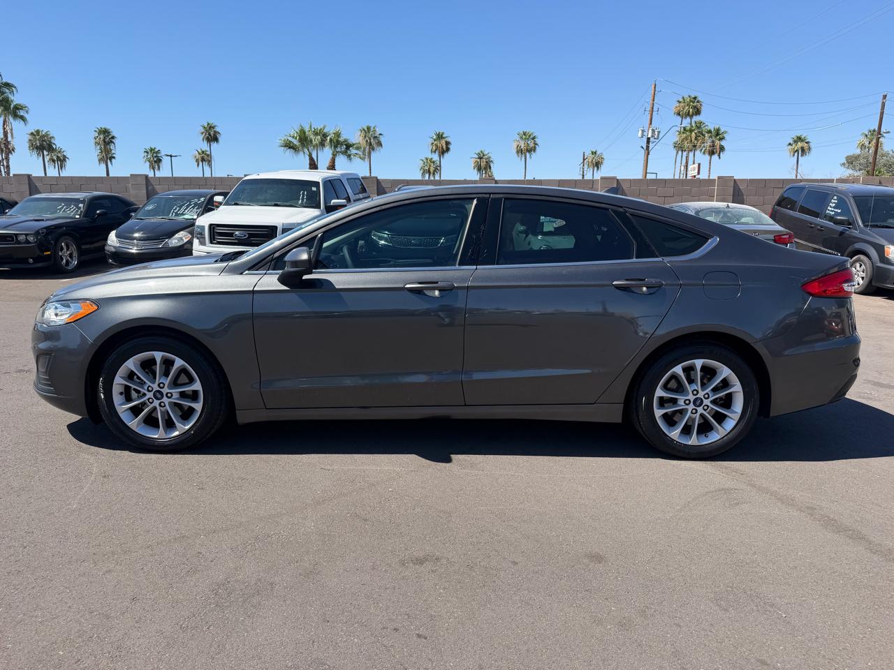 Ford Fusion SE 2020