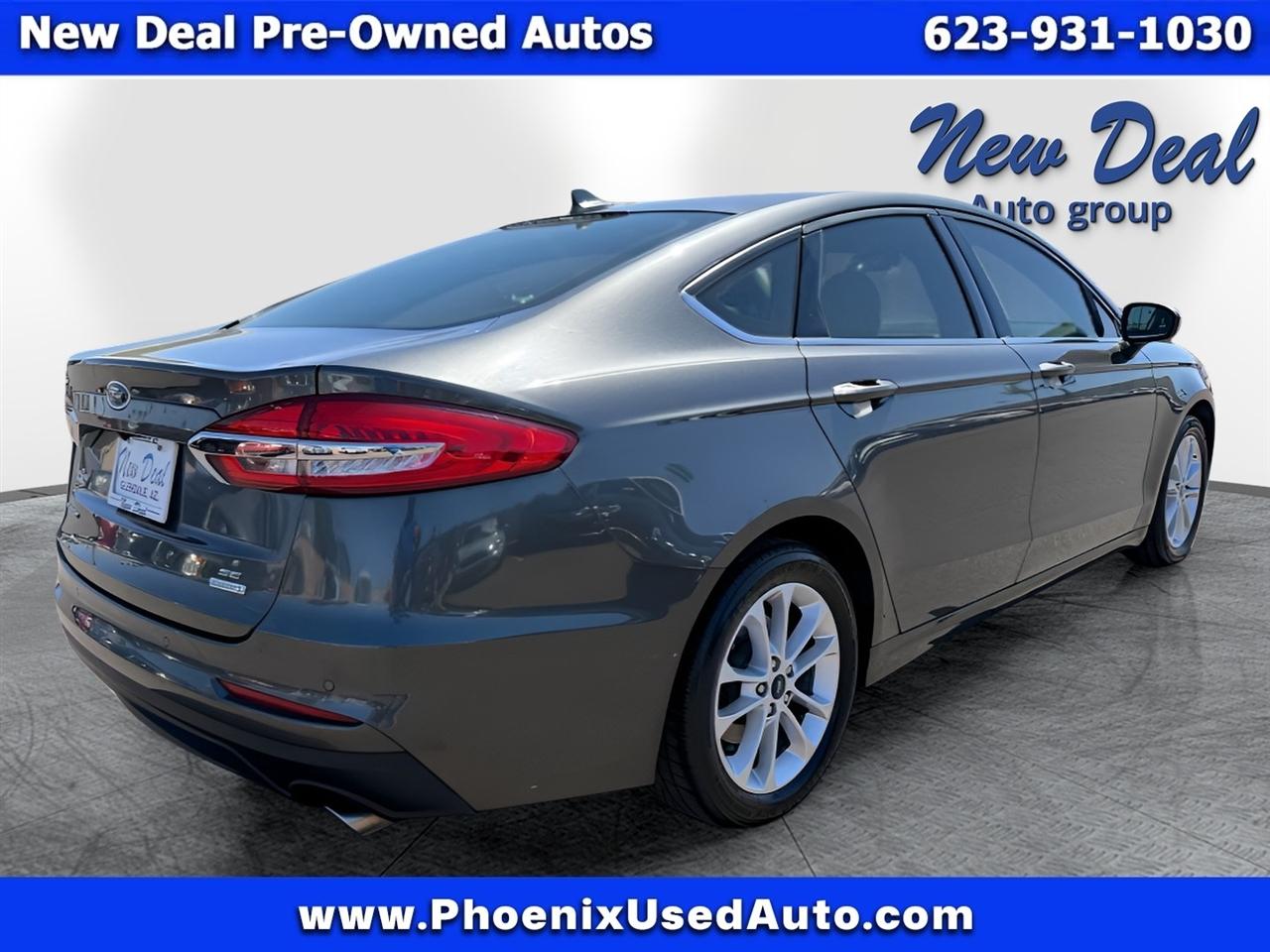 Ford Fusion SE 2020