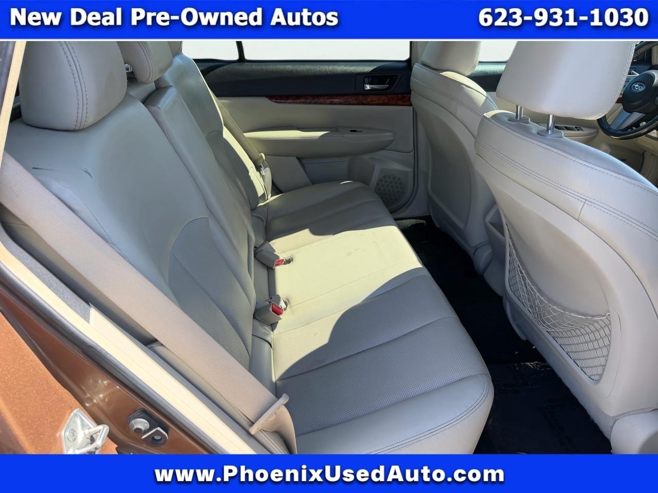 Subaru Outback 2.5i Limited 2011