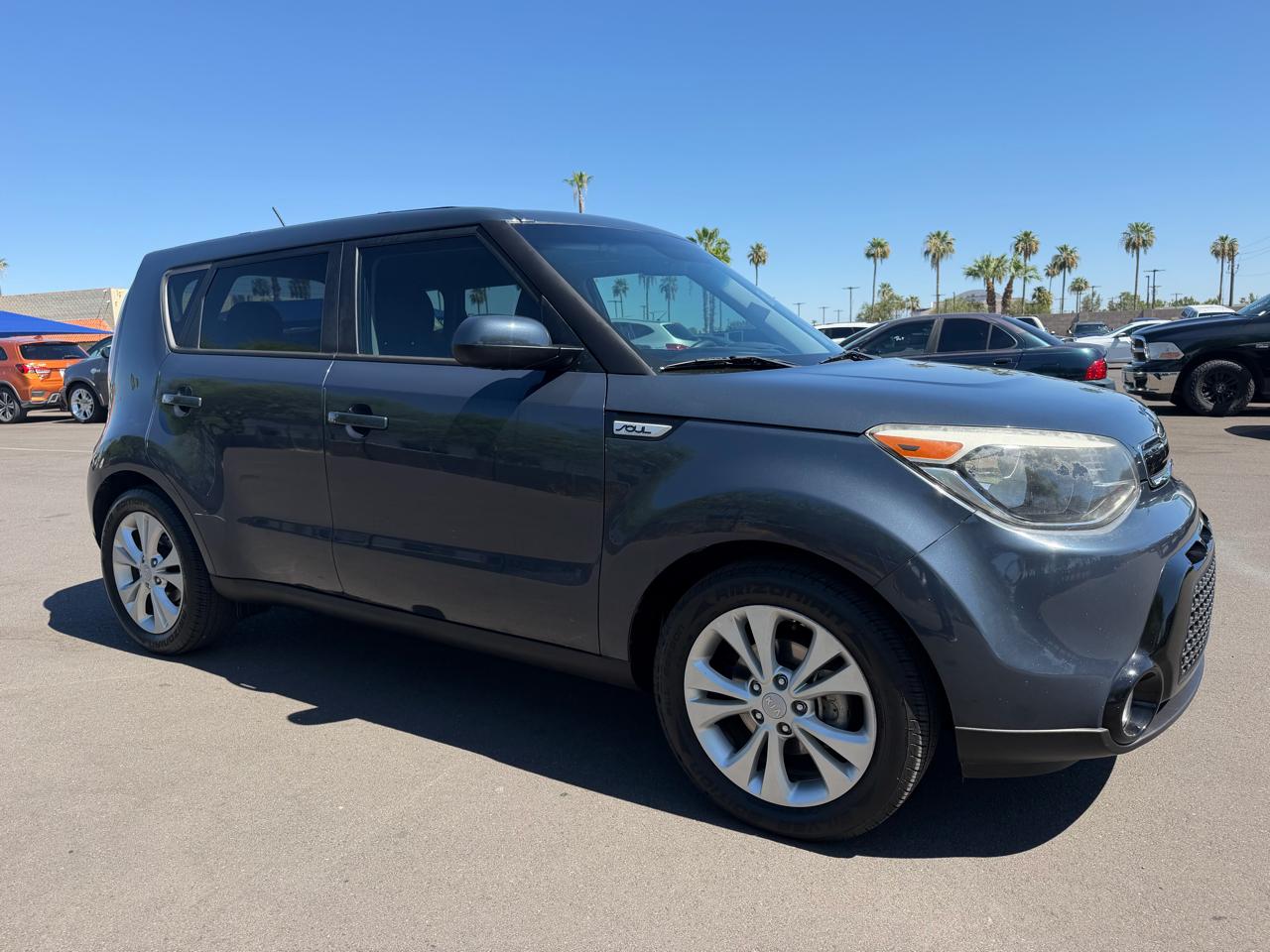 Kia Soul + w/Signature 2.0 Special Edition 2016