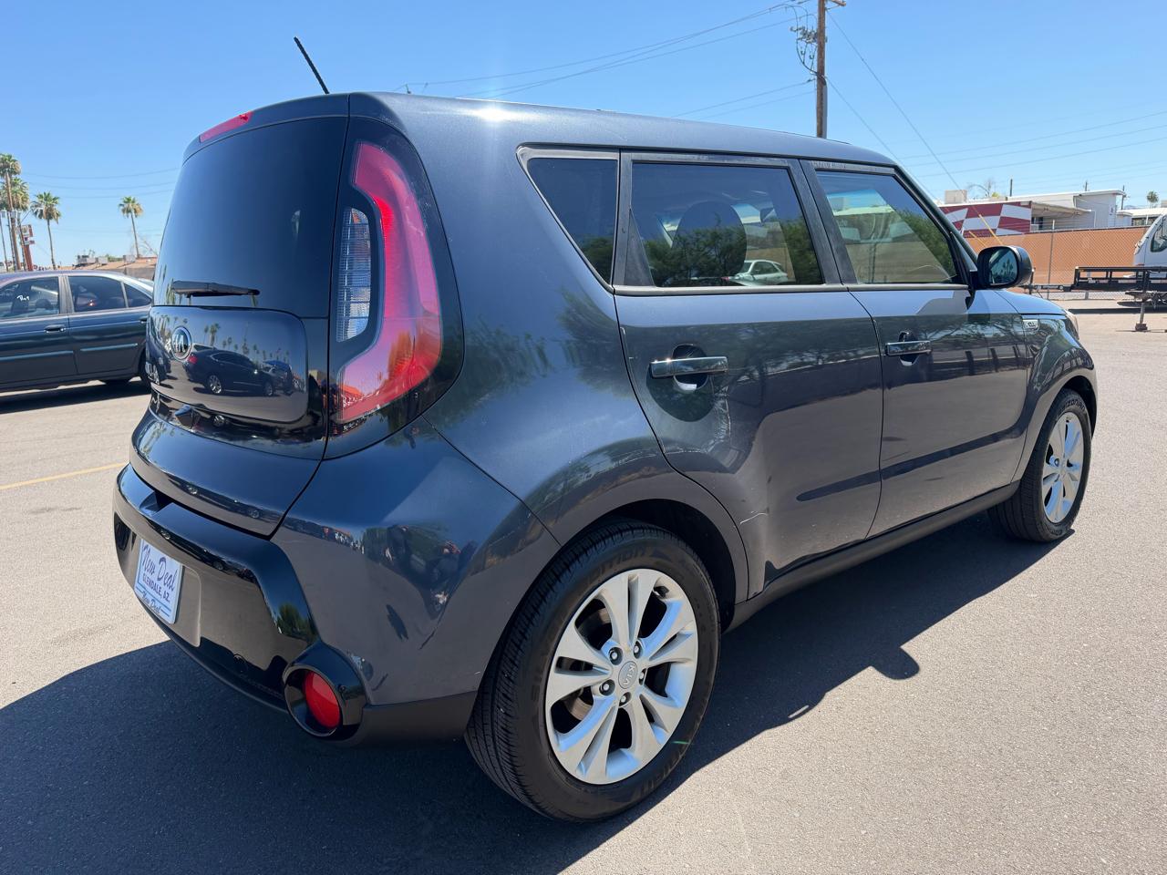 Kia Soul + w/Signature 2.0 Special Edition 2016