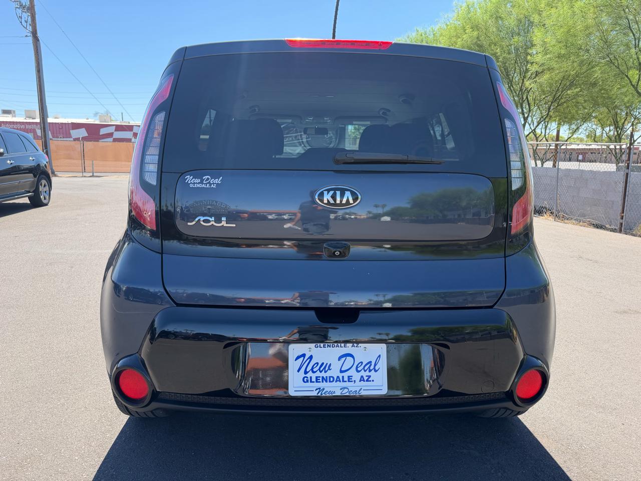 Kia Soul + w/Signature 2.0 Special Edition 2016