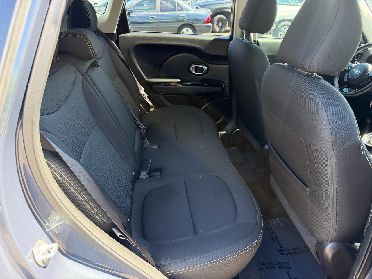 Kia Soul + w/Signature 2.0 Special Edition 2016