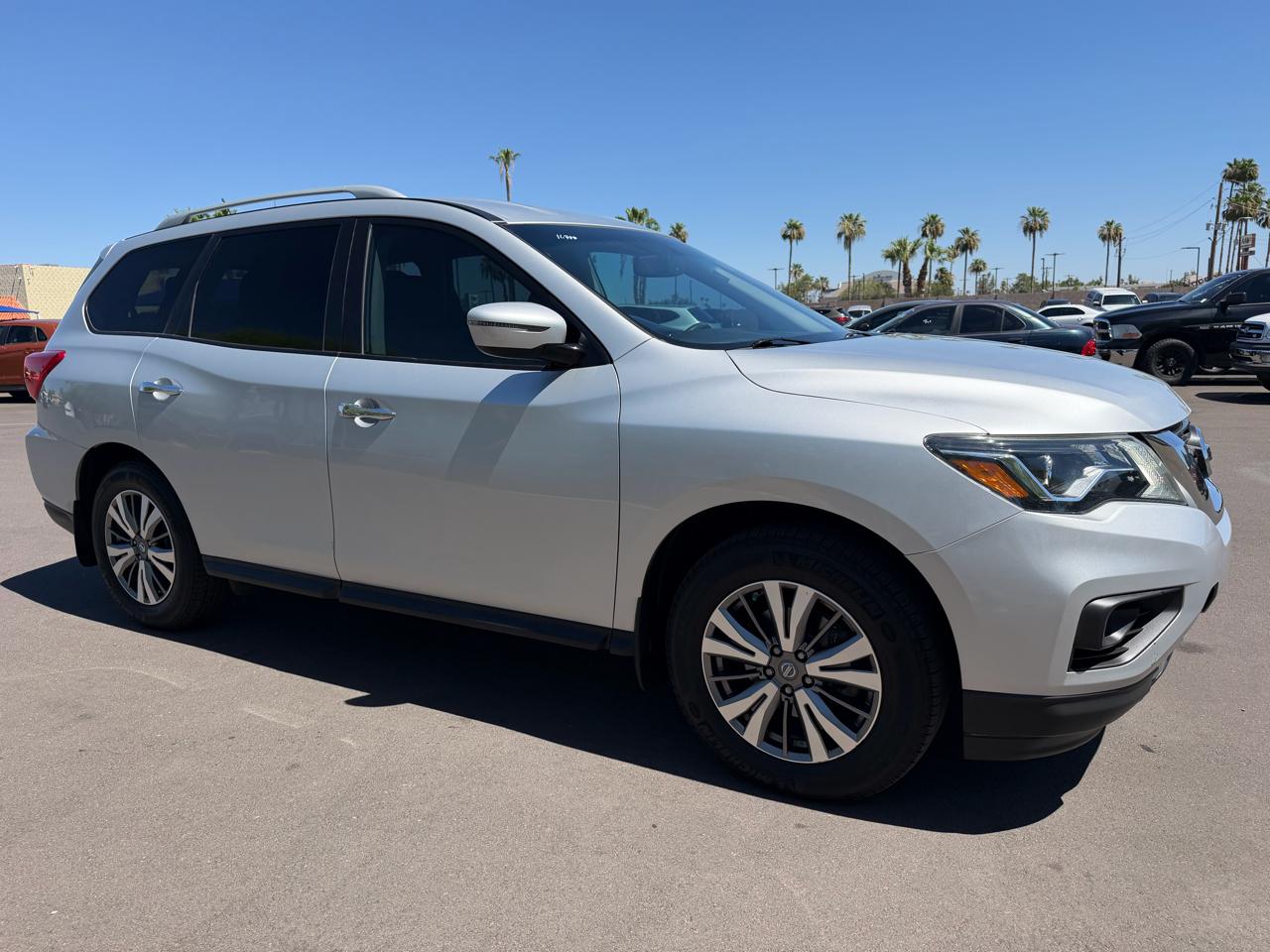Nissan Pathfinder S 2WD 2018