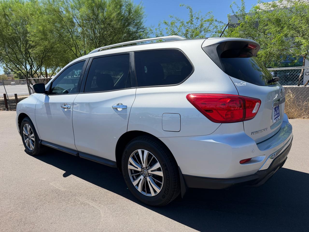 Nissan Pathfinder S 2WD 2018