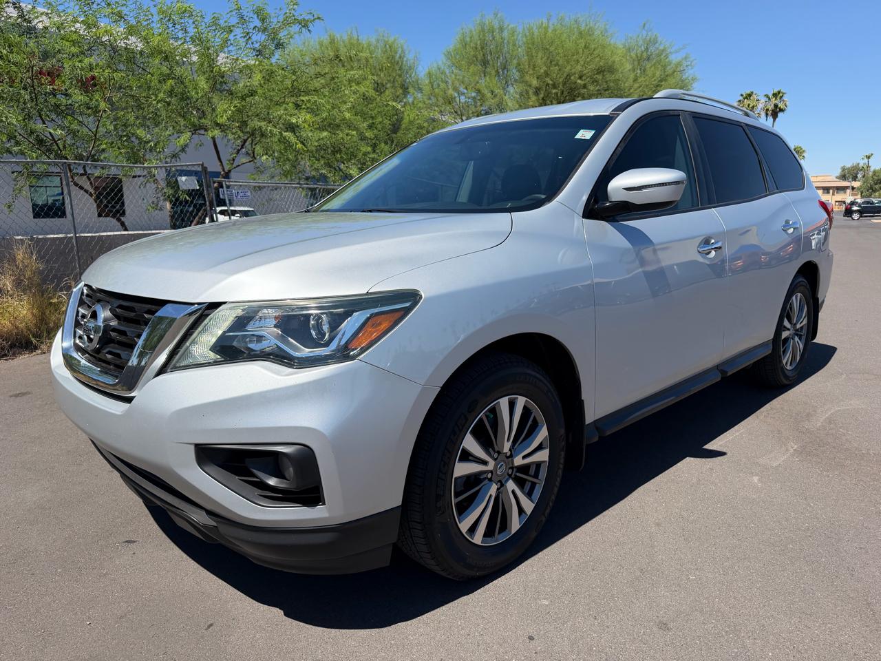 Nissan Pathfinder S 2WD 2018