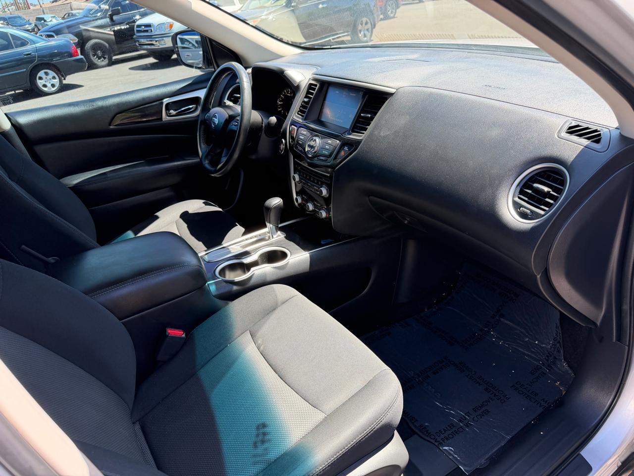 Nissan Pathfinder S 2WD 2018