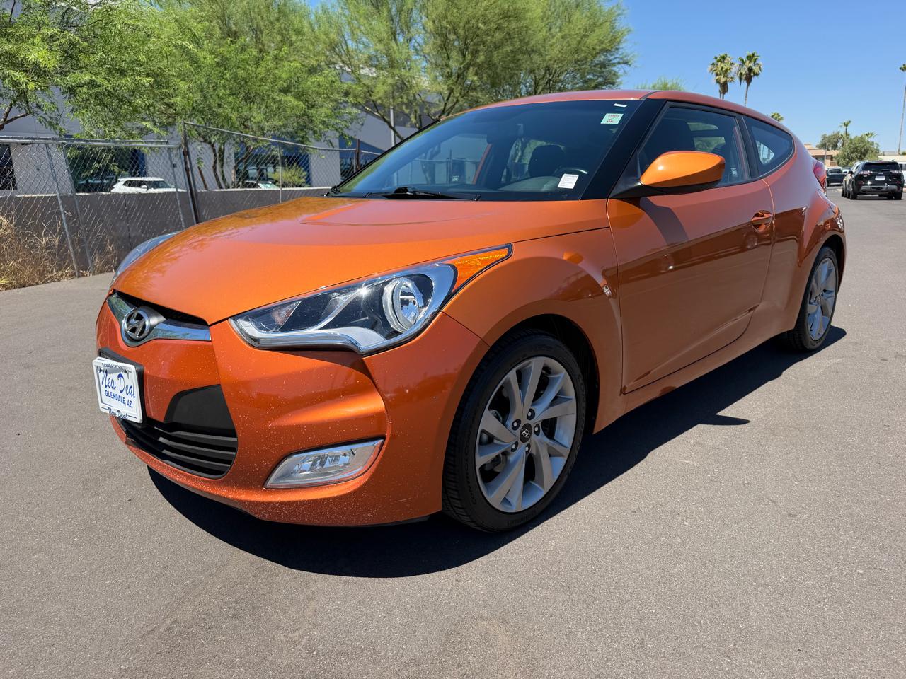 Hyundai Veloster Base 6MT 2017