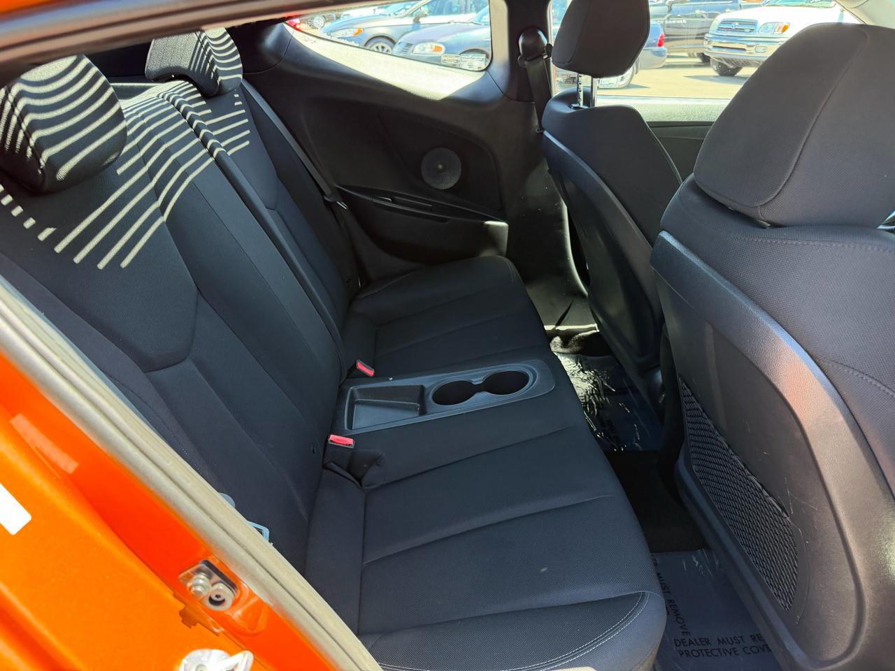 Hyundai Veloster Base 6MT 2017