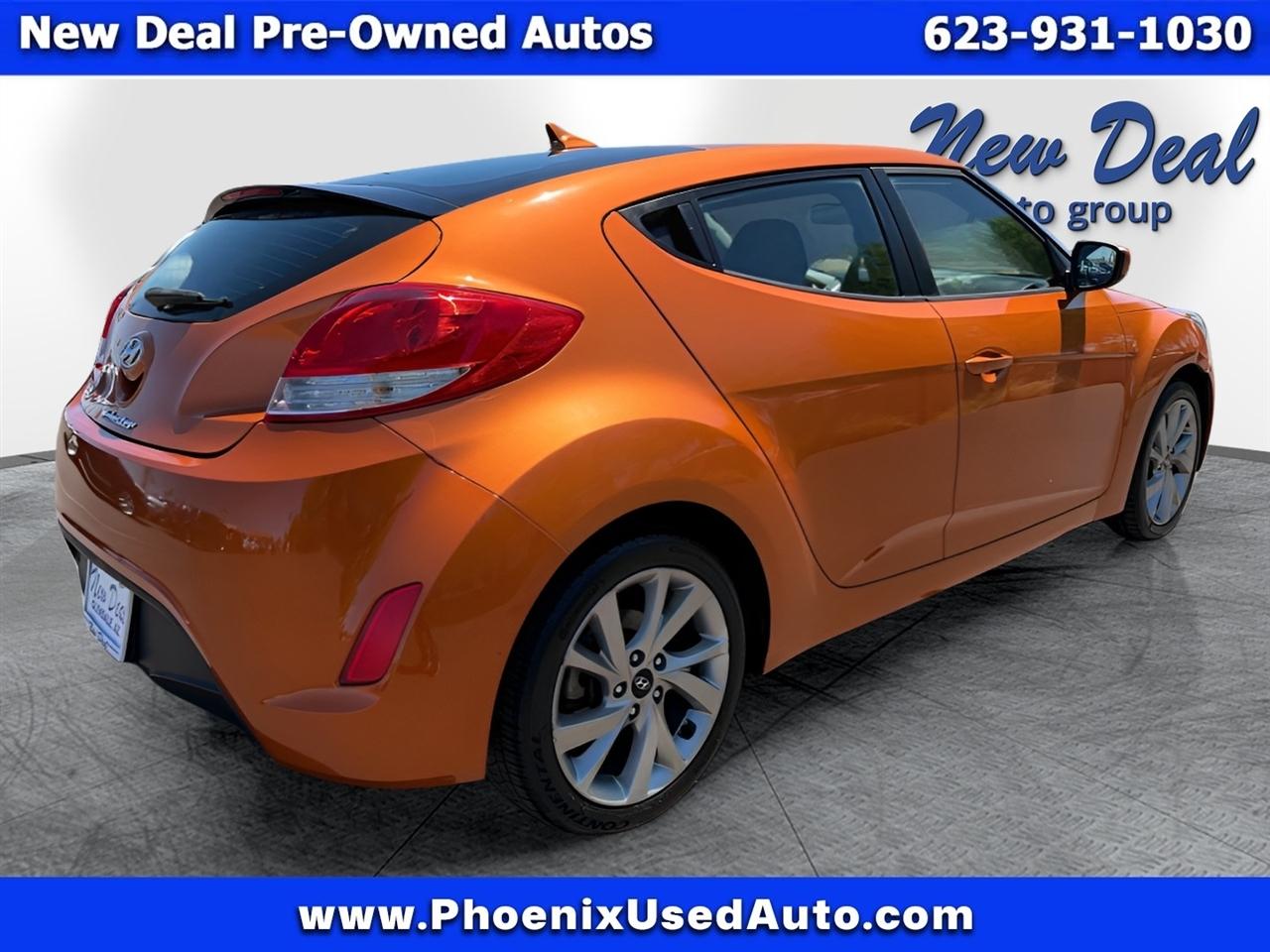 Hyundai Veloster Base 6MT 2017