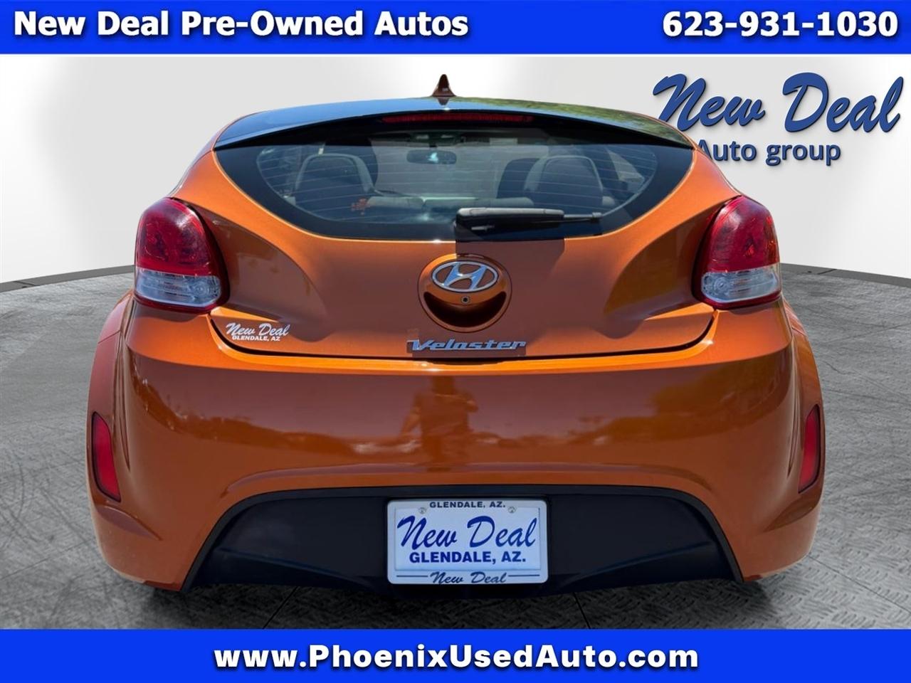 Hyundai Veloster Base 6MT 2017