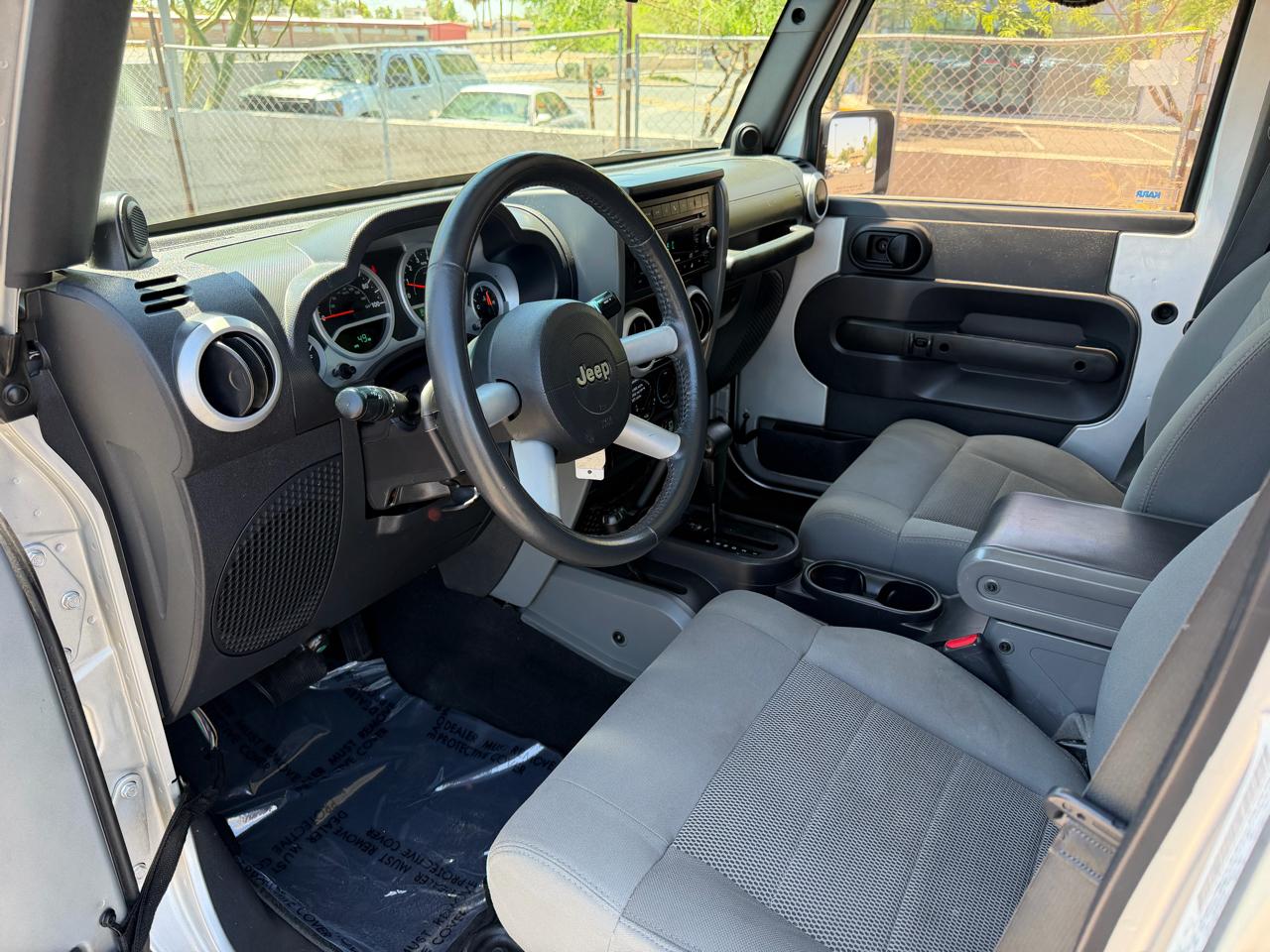 Jeep Wrangler Unlimited Sahara 4WD 2009