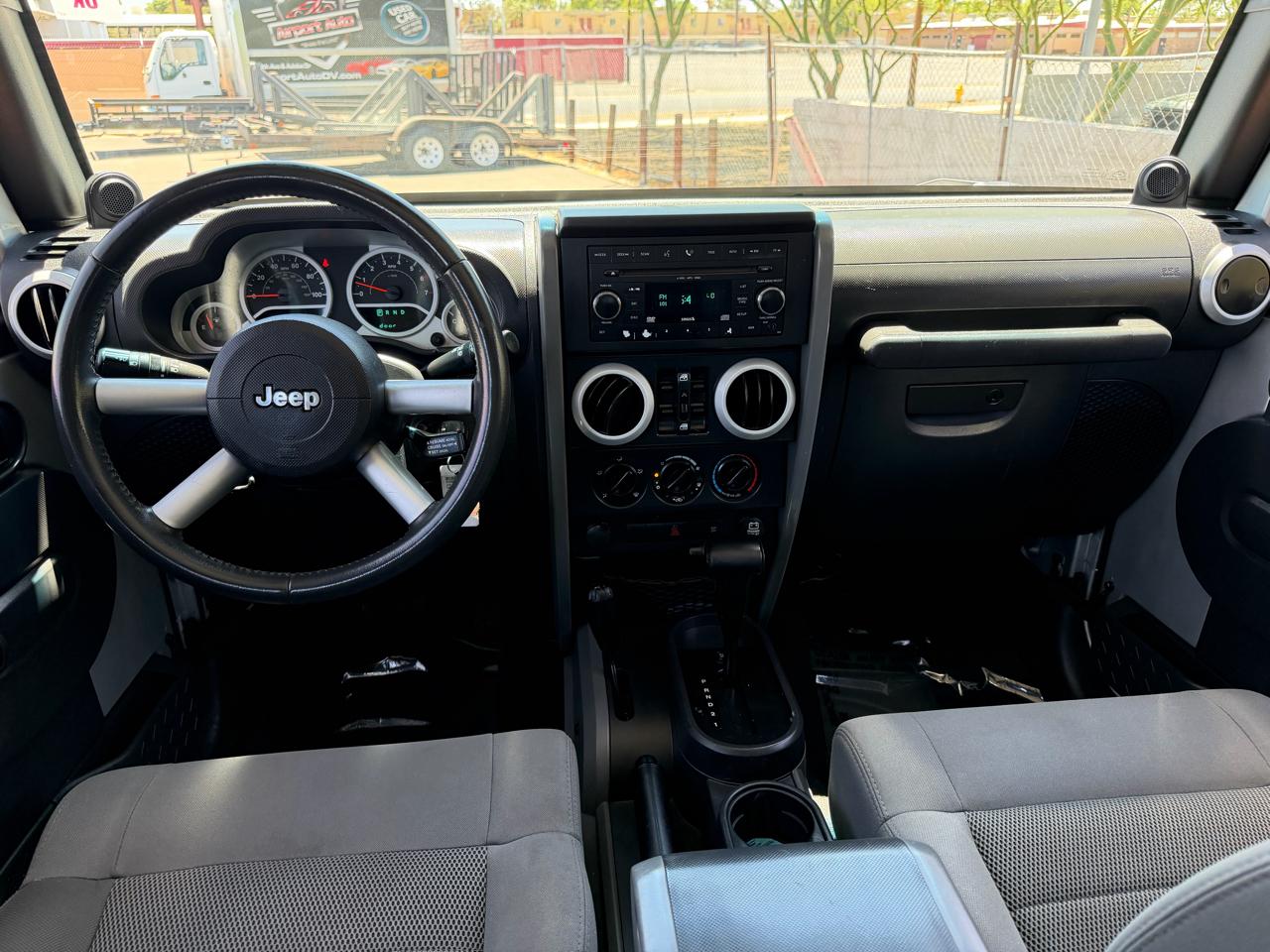 Jeep Wrangler Unlimited Sahara 4WD 2009