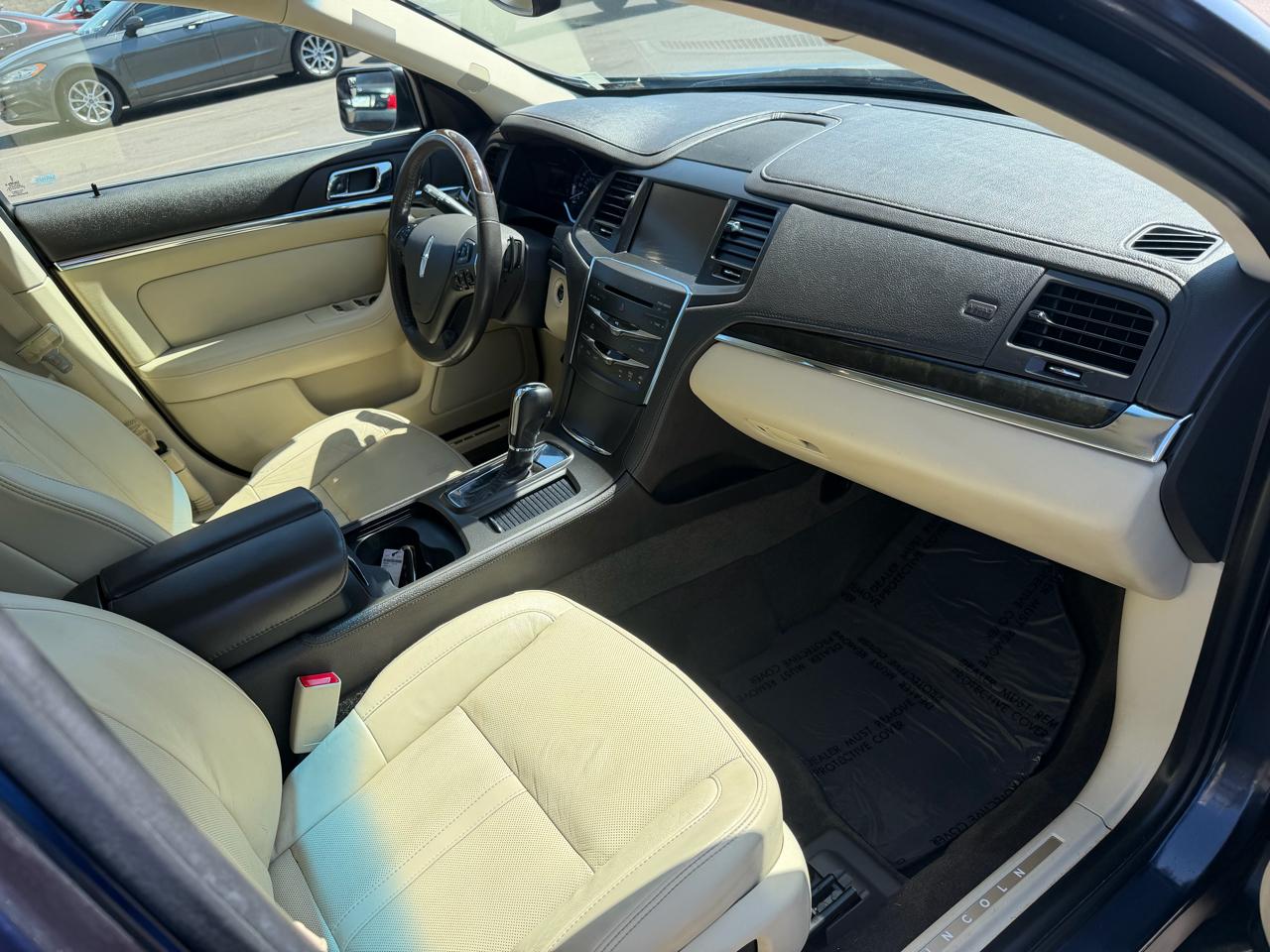 Lincoln MKS FWD 2014