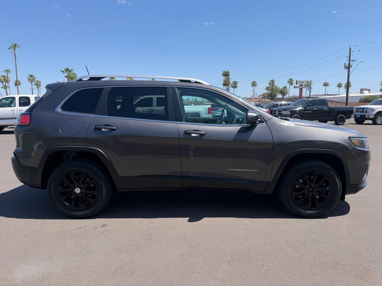 Jeep Cherokee Latitude Plus 4WD 2019