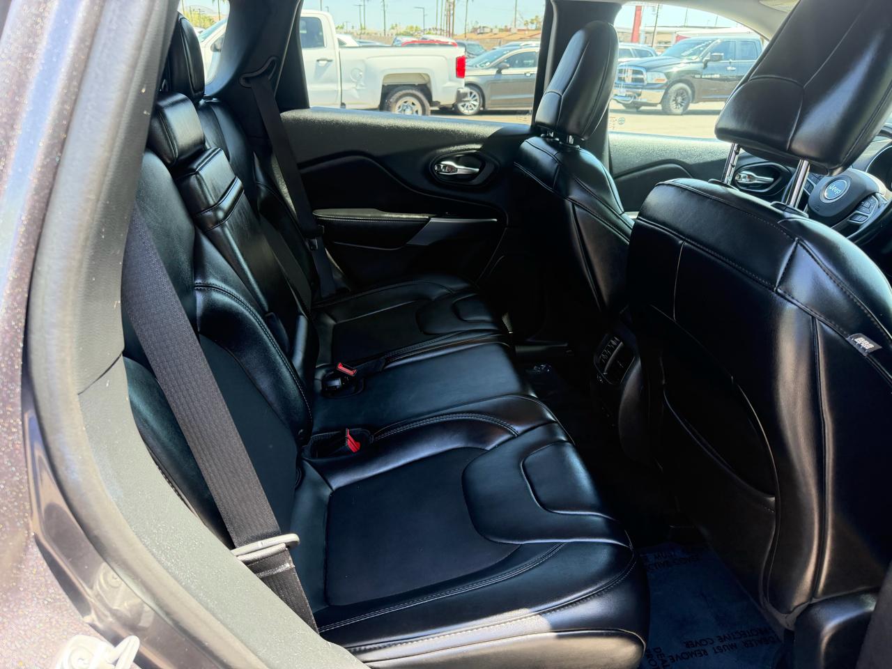 Jeep Cherokee Latitude Plus 4WD 2019