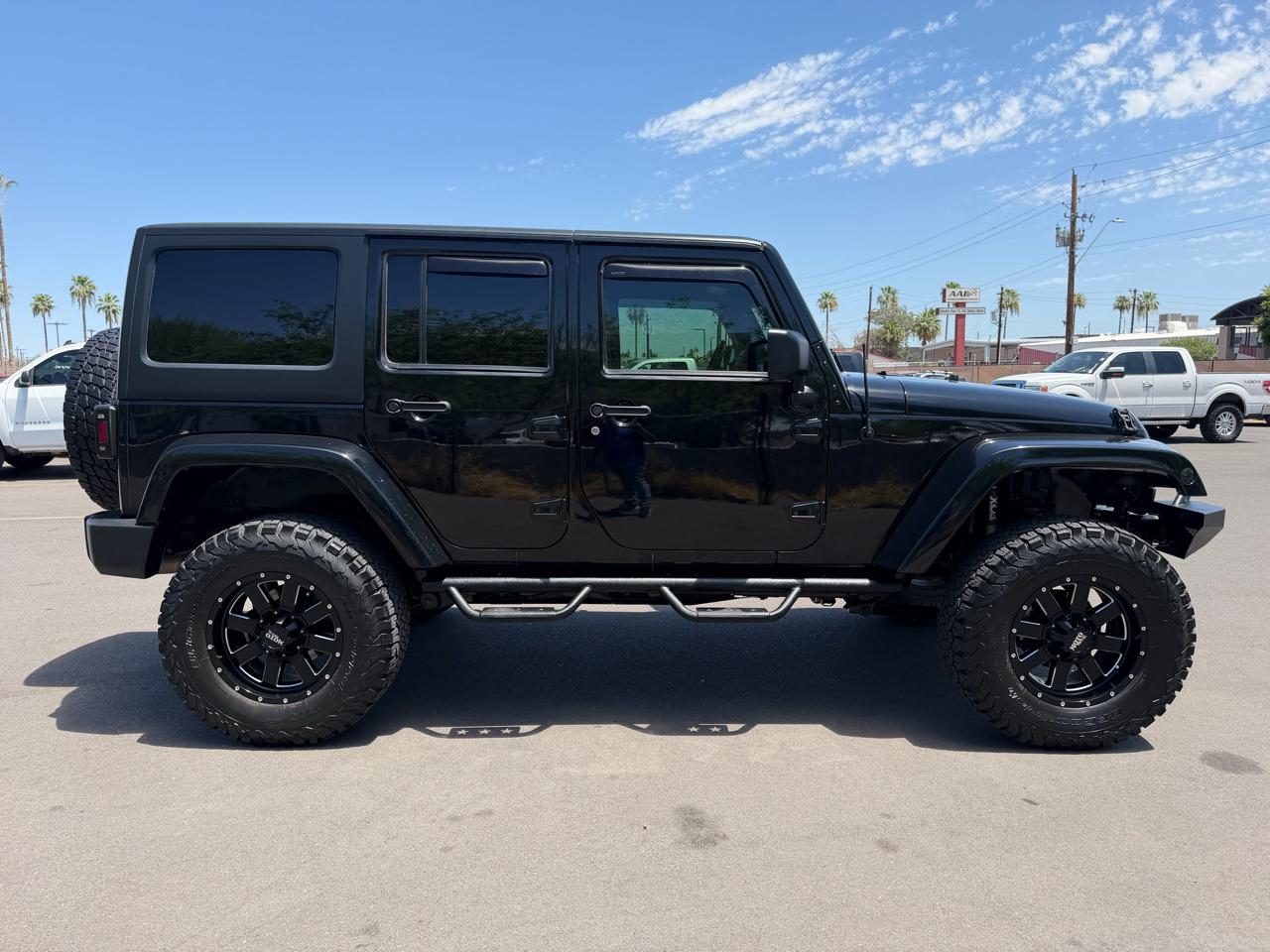 Jeep Wrangler Unlimited Sahara 4WD 2013