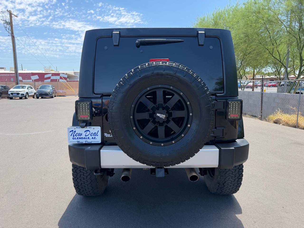 Jeep Wrangler Unlimited Sahara 4WD 2013
