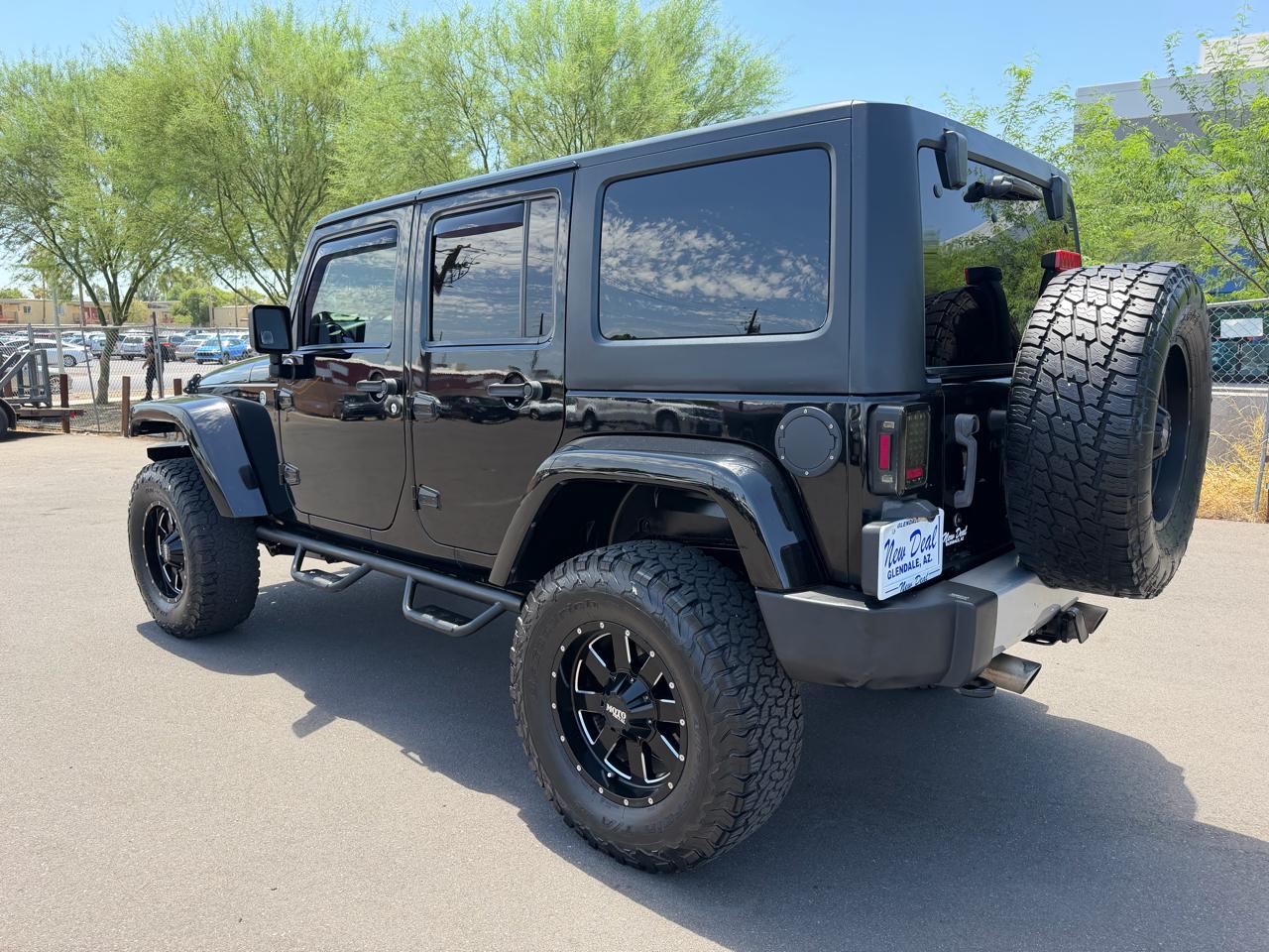 Jeep Wrangler Unlimited Sahara 4WD 2013
