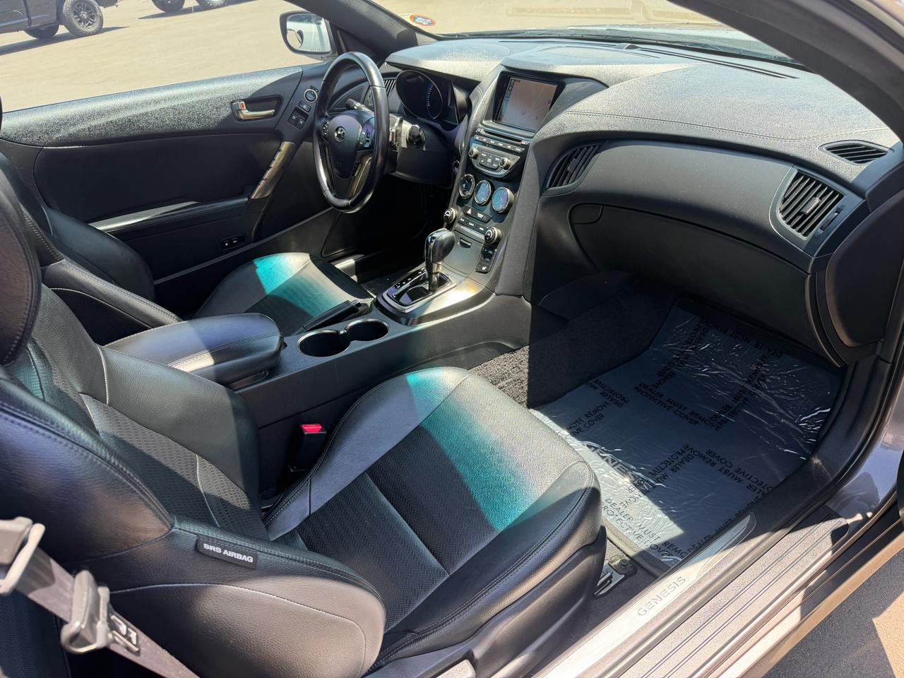 Hyundai Genesis Coupe 3.8 Track Manual 2013