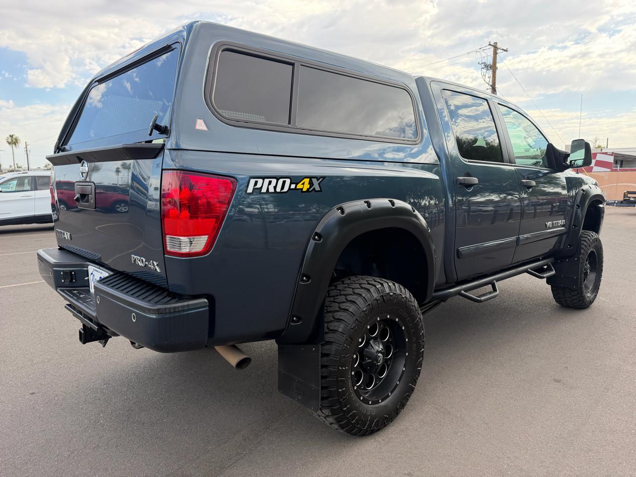 Nissan Titan S Crew Cab 4WD 2013