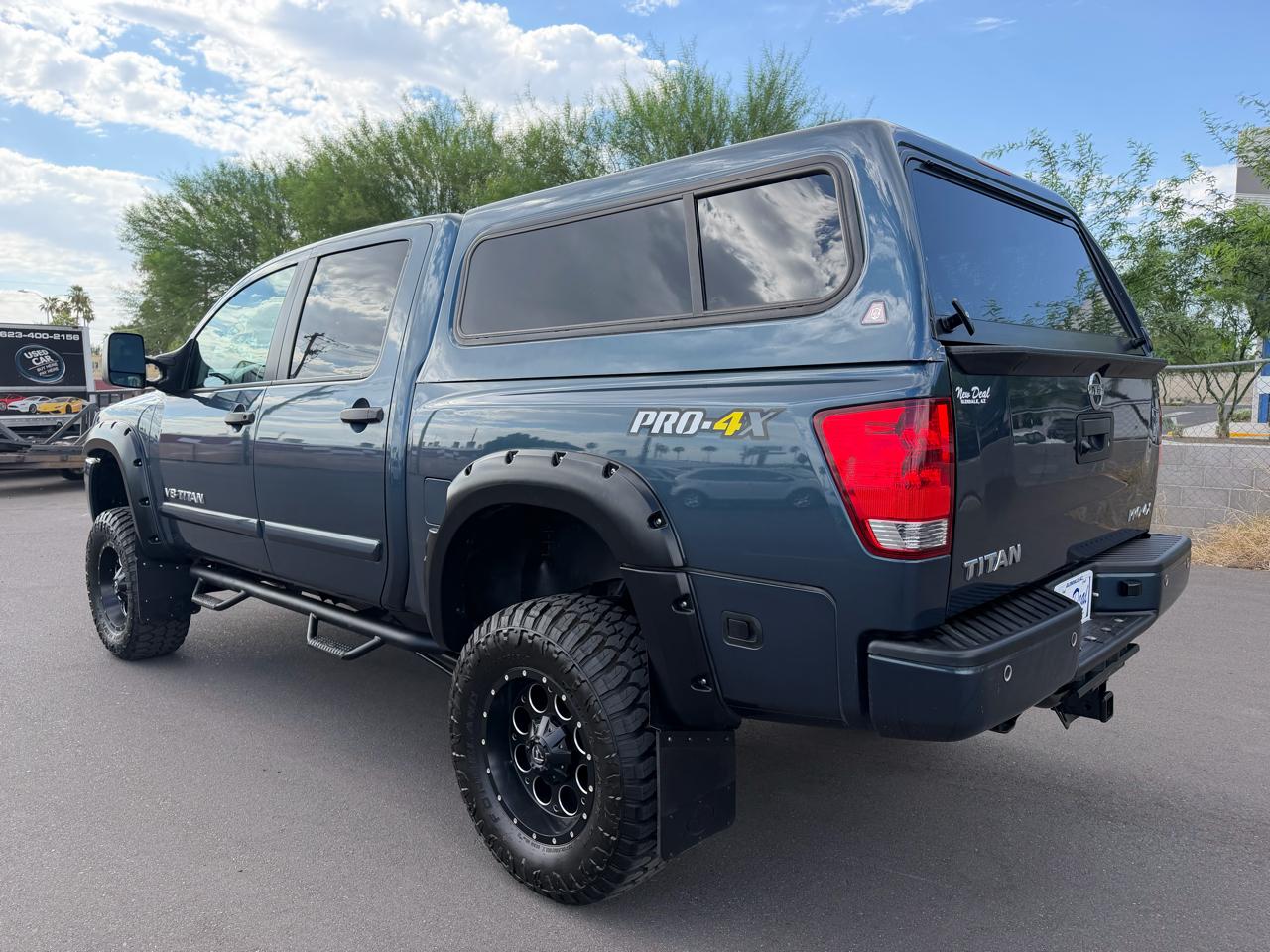 Nissan Titan S Crew Cab 4WD 2013