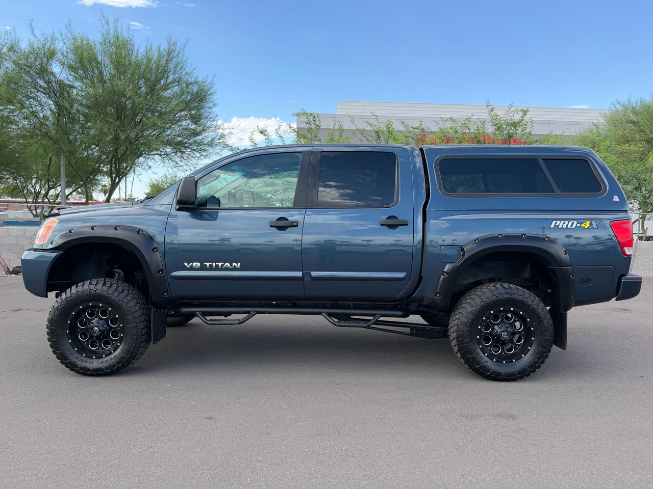 Nissan Titan S Crew Cab 4WD 2013