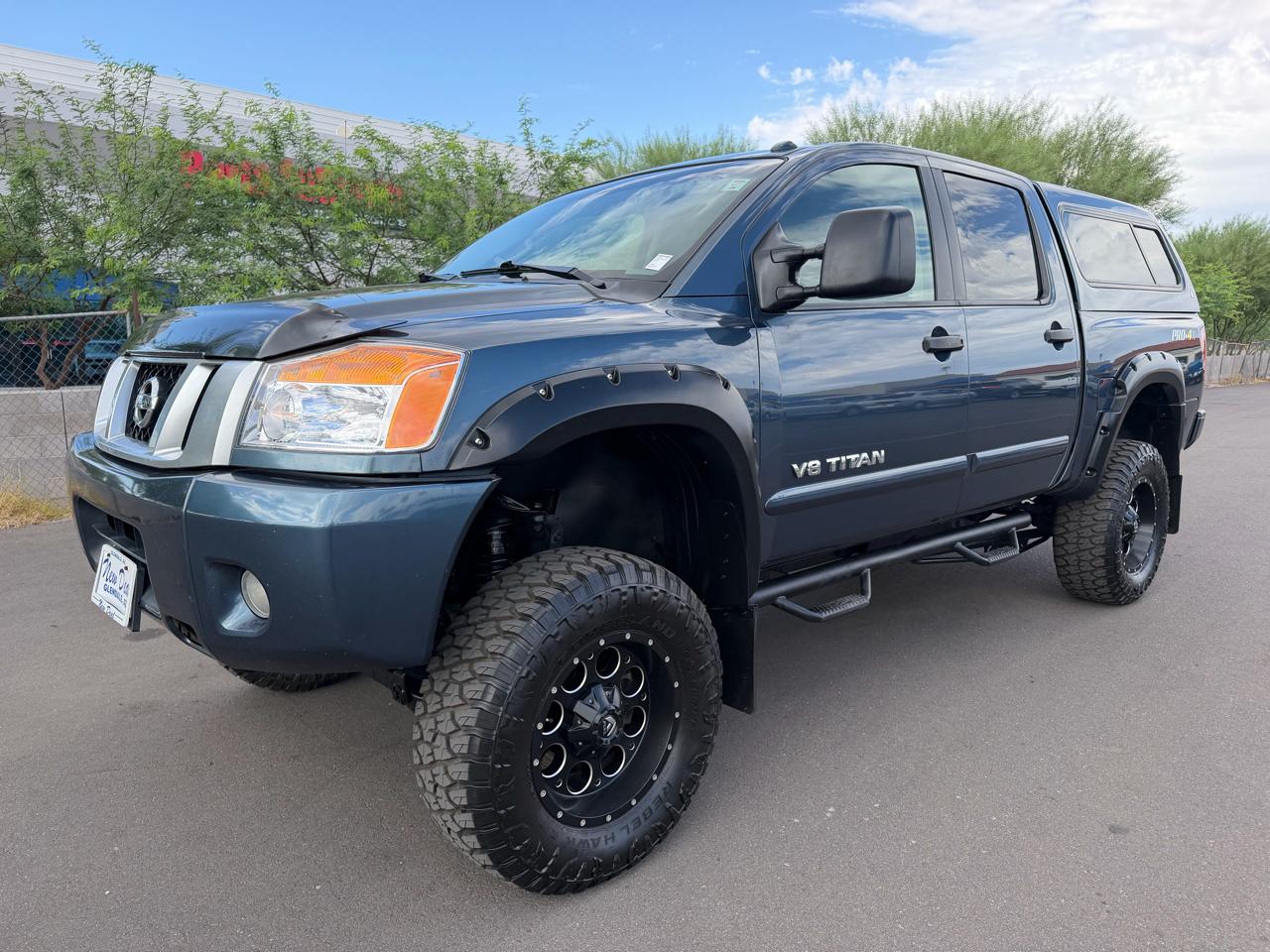 Nissan Titan S Crew Cab 4WD 2013