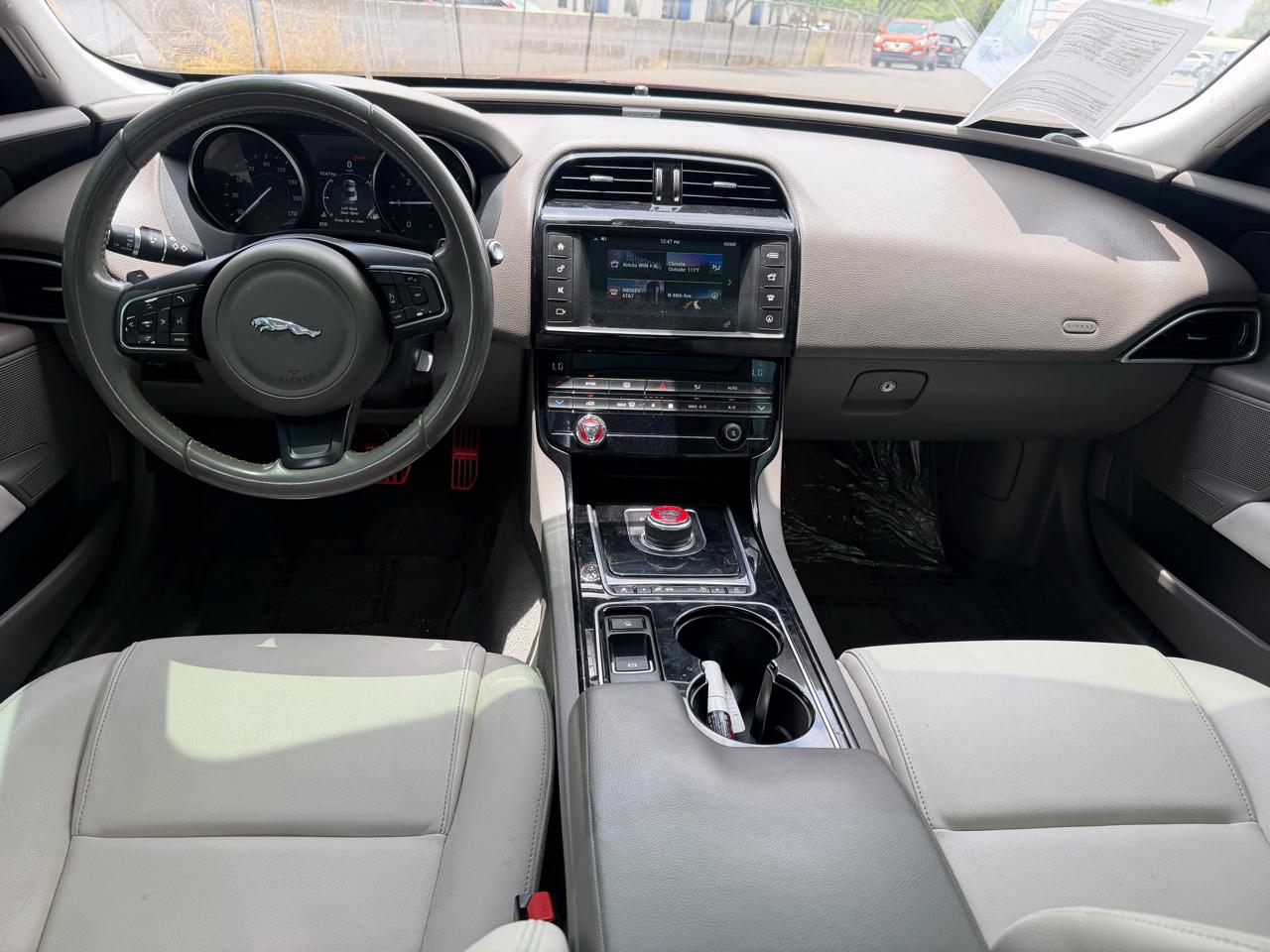 Jaguar XE 20d Premium 2017