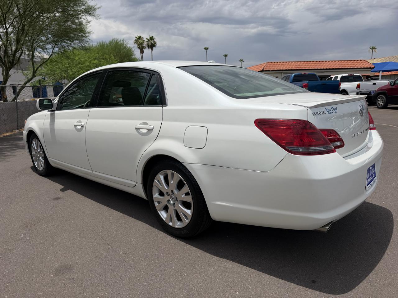 Toyota Avalon Limited 2009