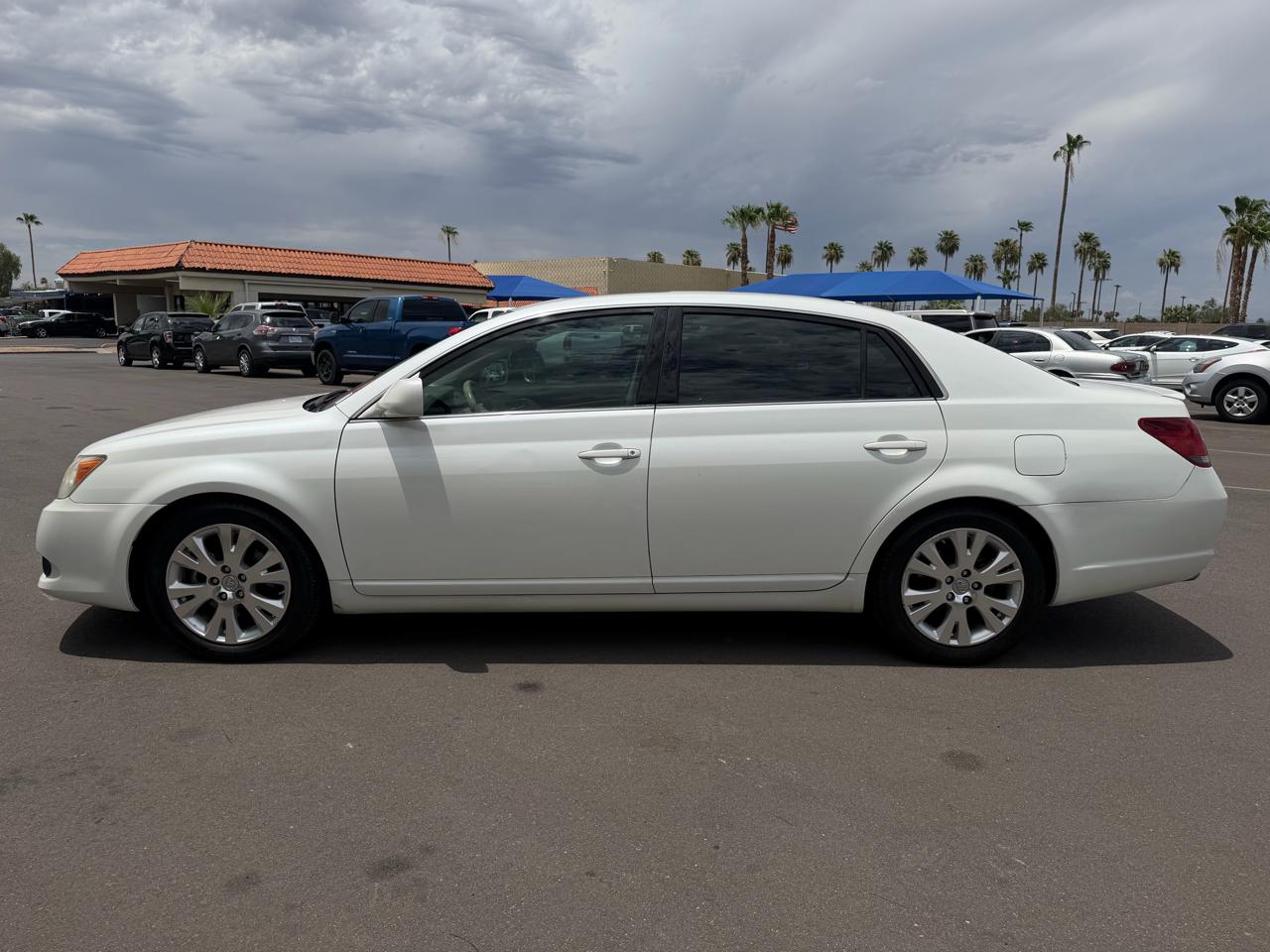 Toyota Avalon Limited 2009