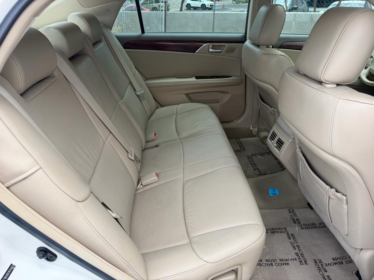 Toyota Avalon Limited 2009