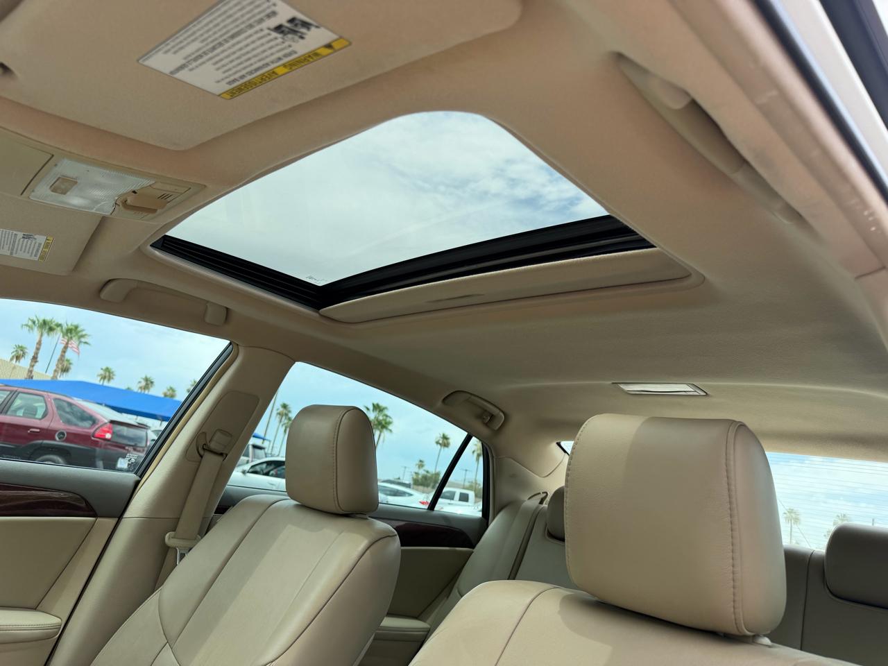 Toyota Avalon Limited 2009