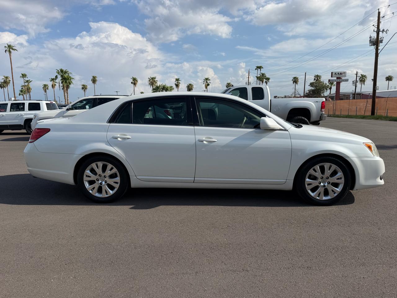 Toyota Avalon Limited 2009