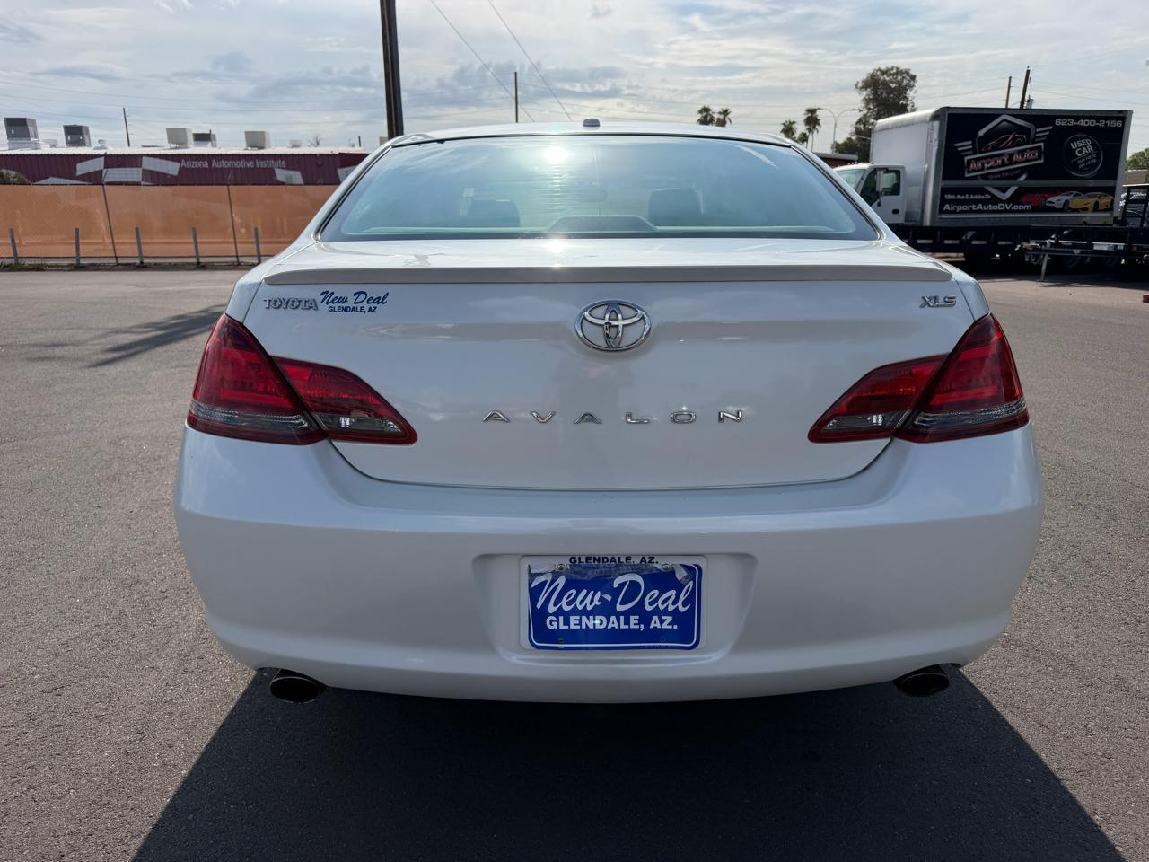 Toyota Avalon Limited 2009