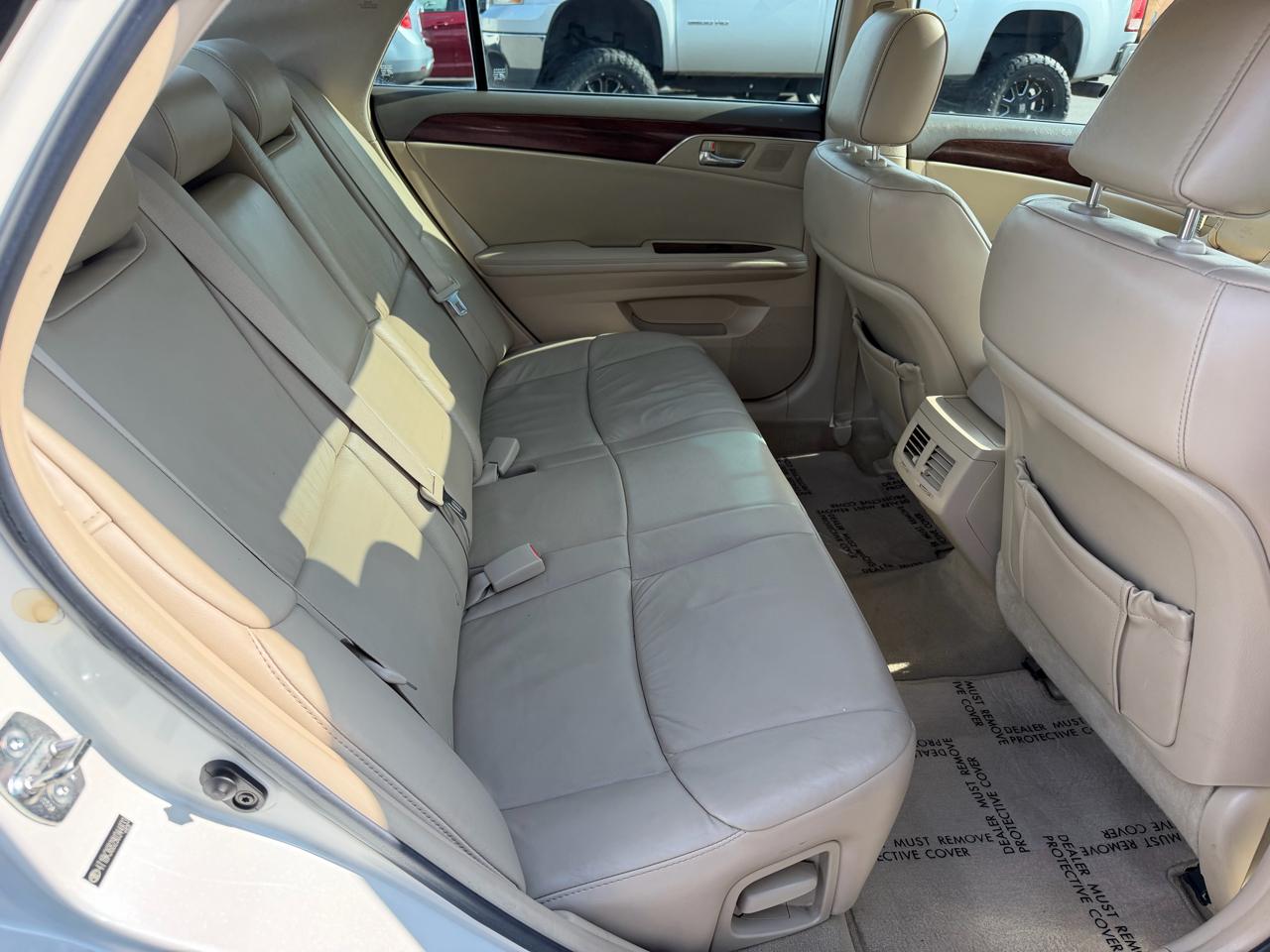 Toyota Avalon Limited 2009
