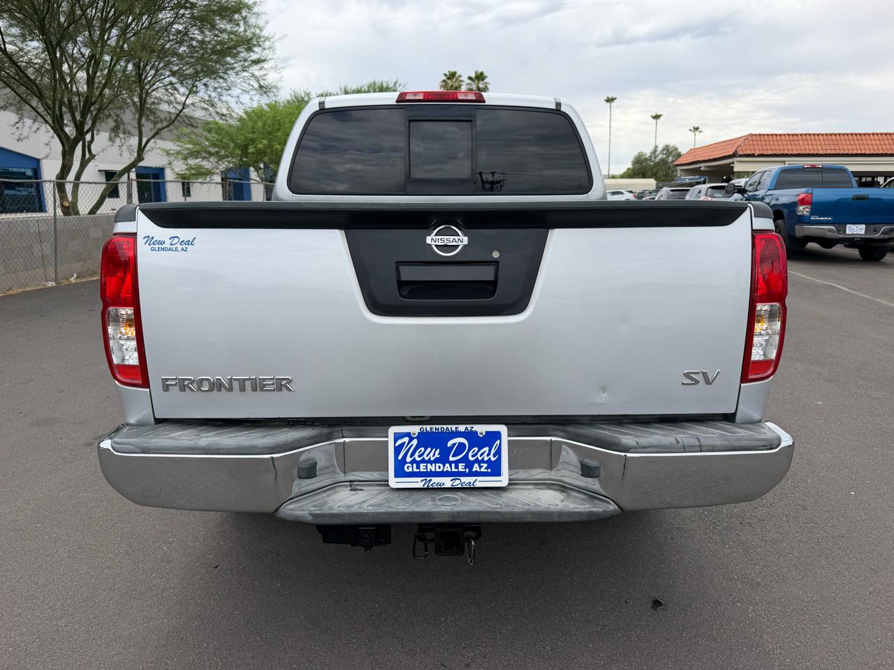 Nissan Frontier S Crew Cab 5AT 2WD 2016