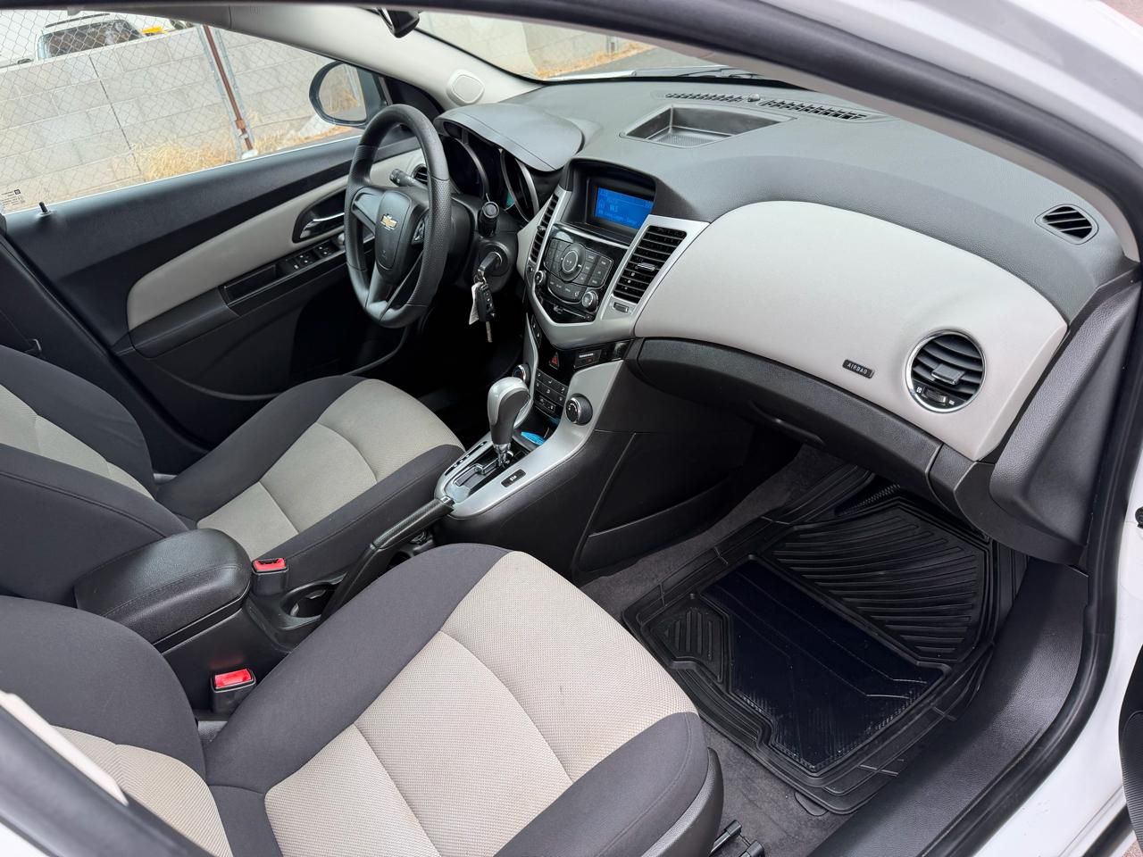 Chevrolet Cruze 2LS 2012