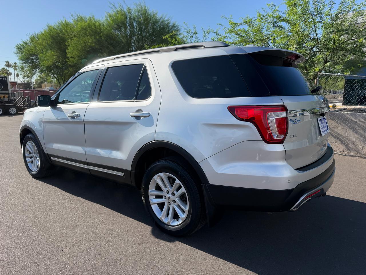 Ford Explorer 4dr XLT 2016