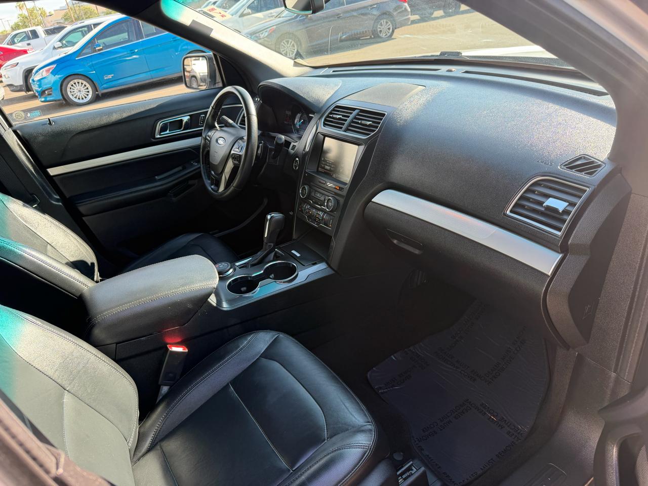Ford Explorer 4dr XLT 2016