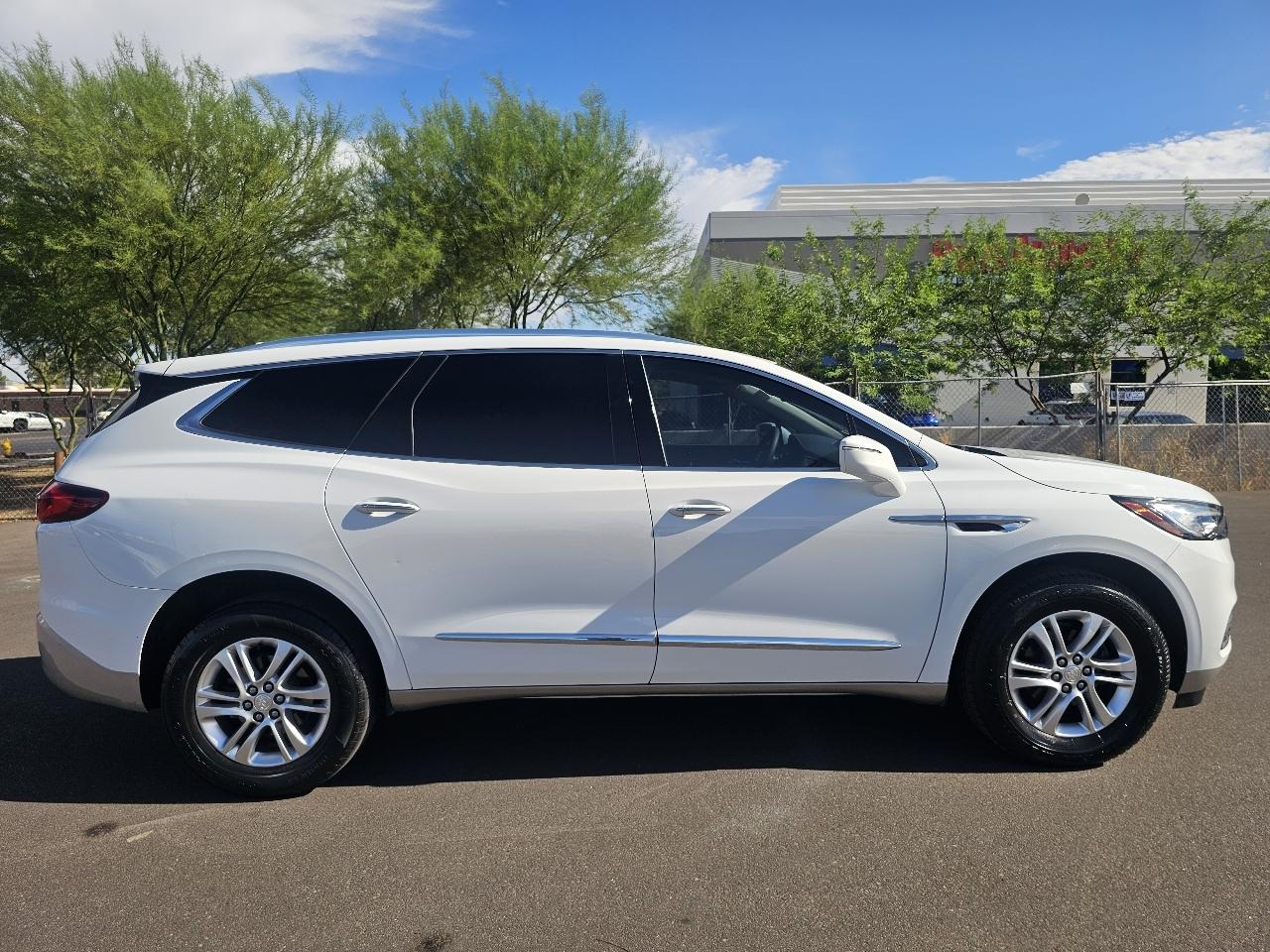 Buick Enclave Essence FWD 2020