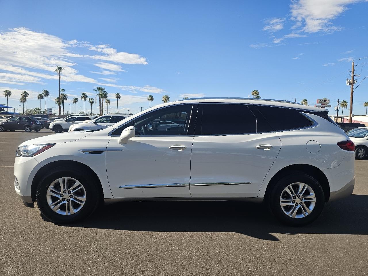 Buick Enclave Essence FWD 2020
